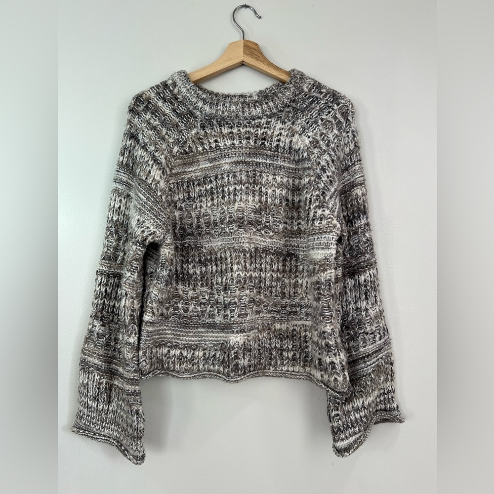 Bell sleeved sweater